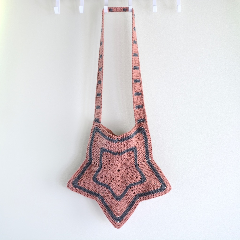 New Handmade Crochet Star Bag Purse Pink Gray L - Picture 4 of 5